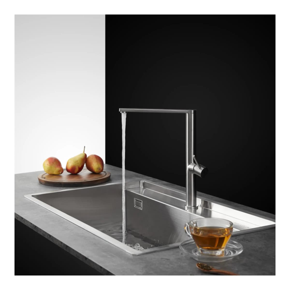 Vòi rửa chén nóng lạnh Inox 304 chính hãng Malloca
