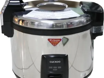 Nồi cơm điện Cuckoo CR-3021 5.4L màu đen (Bản xuất khẩu)